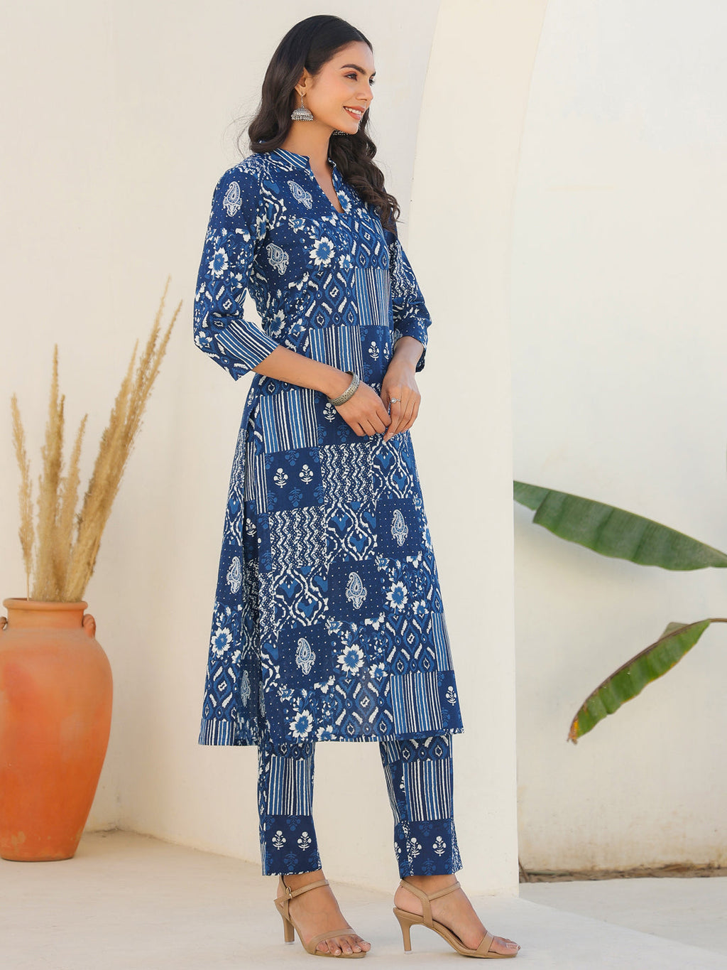 Janasya Dark Cotton Ethnic Motifs Straight Kurta Set - Distacart