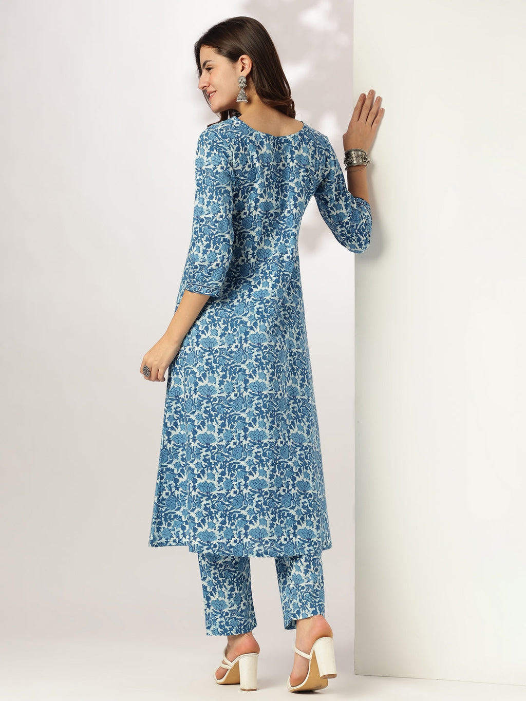 Janasya Dark Cotton Floral A-Line Kurta Set - Distacart