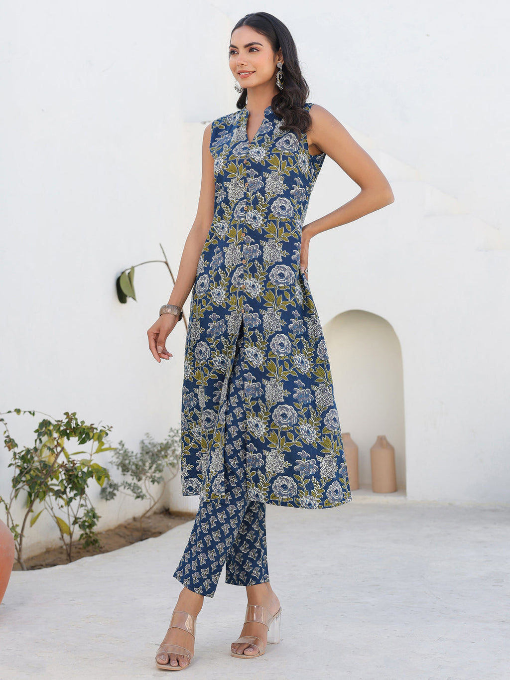 Janasya Dark Cotton Floral A-Line Kurta Set - Distacart
