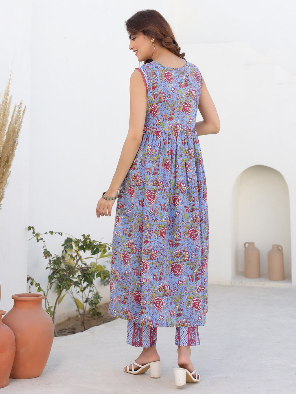 Janasya Dark Cotton Floral A-Line Kurta Set - Distacart