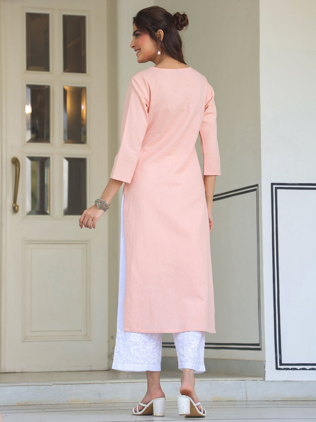 Janasya Light Cotton Yoke Embroidery Straight Kurta