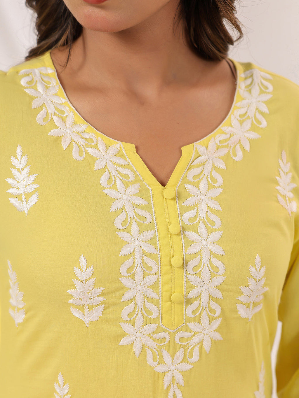 Janasya Light Cotton Embroidered Straight Kurta - Distacart