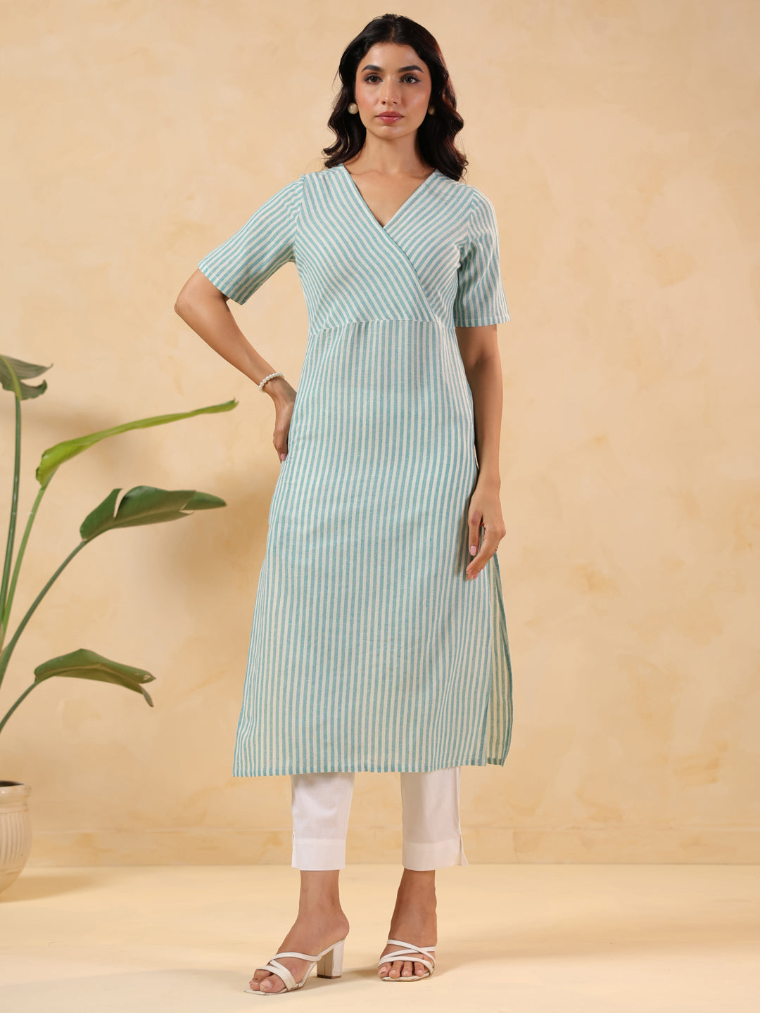 Janasya Light Cotton Striped Straight Kurta - Distacart