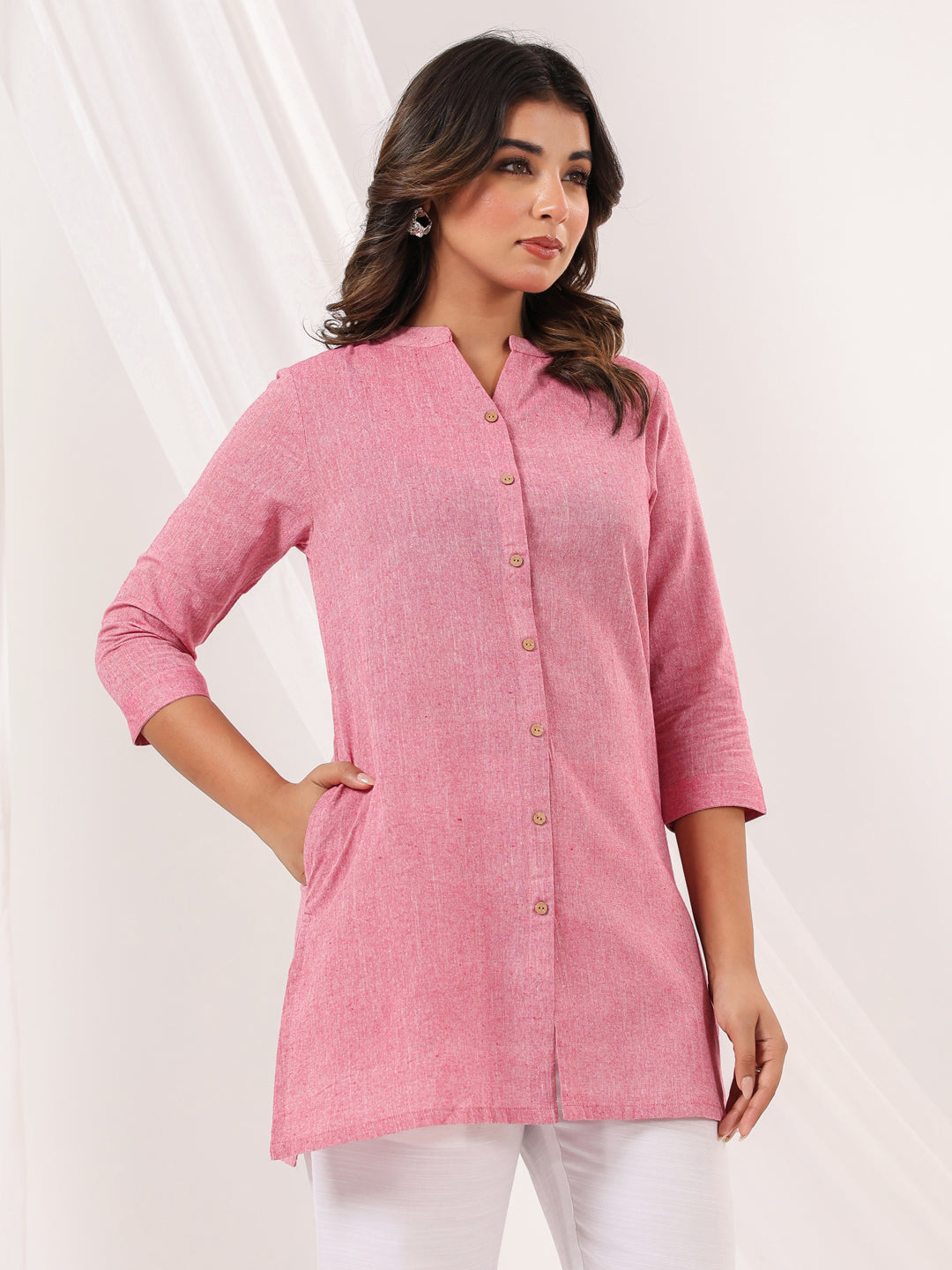 Janasya Light Cotton Solid Straight Kurta - Distacart