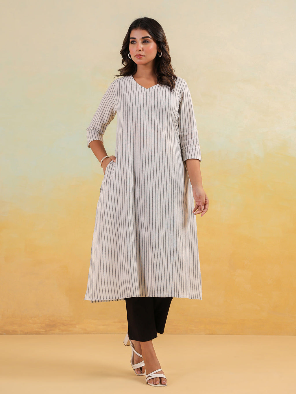 Janasya Light Cotton Striped Straight Kurta - Distacart