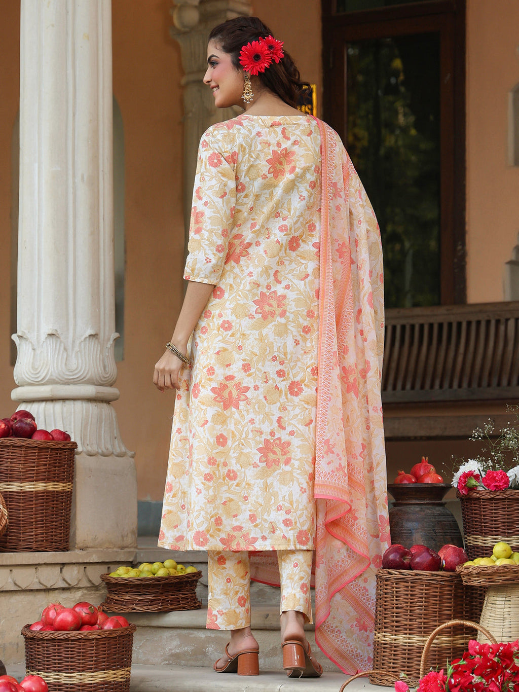Janasya Light Cotton Floral A-Line Kurta Set - Distacart