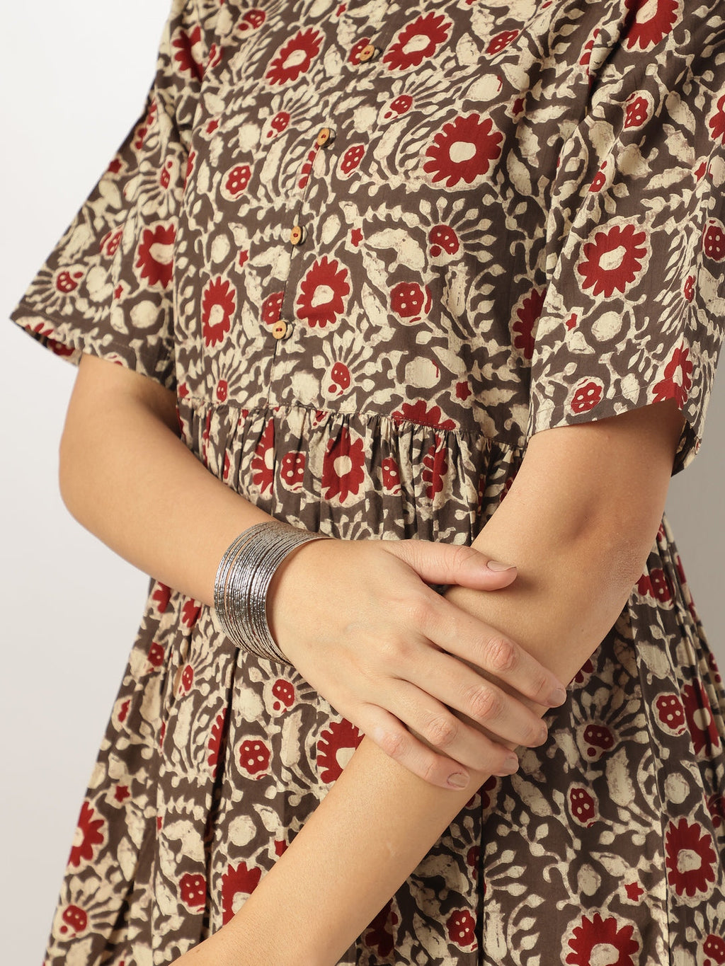 Janasya Dark Cotton Floral A-Line Kurta Set - Distacart