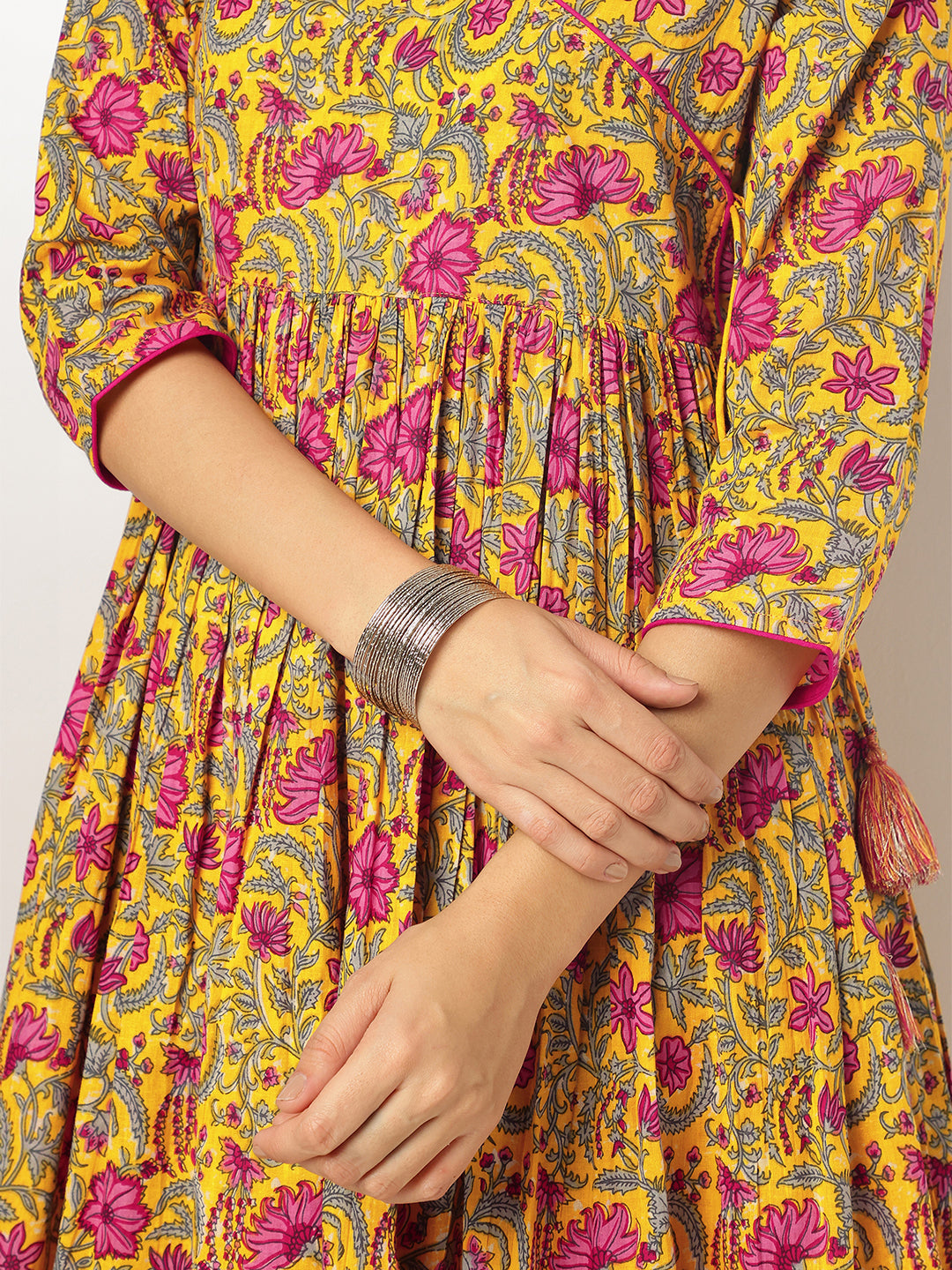 Janasya Bright Cotton Floral Angrakha Kurta Set - Distacart