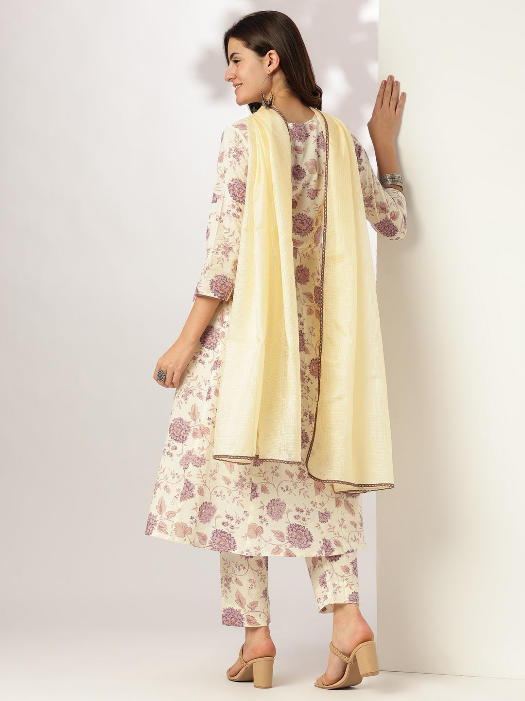 Janasya Light Cotton Floral Anarkali Kurta Set - Distacart