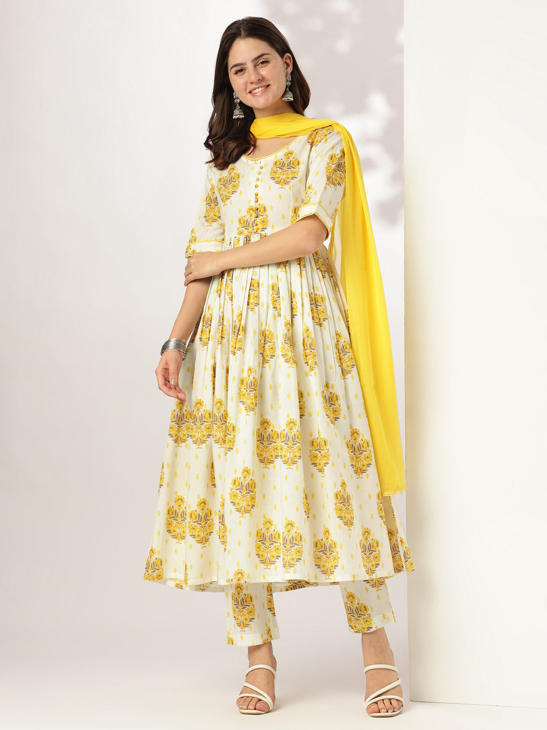 Janasya Light Cotton Floral A-Line Kurta Set - Distacart