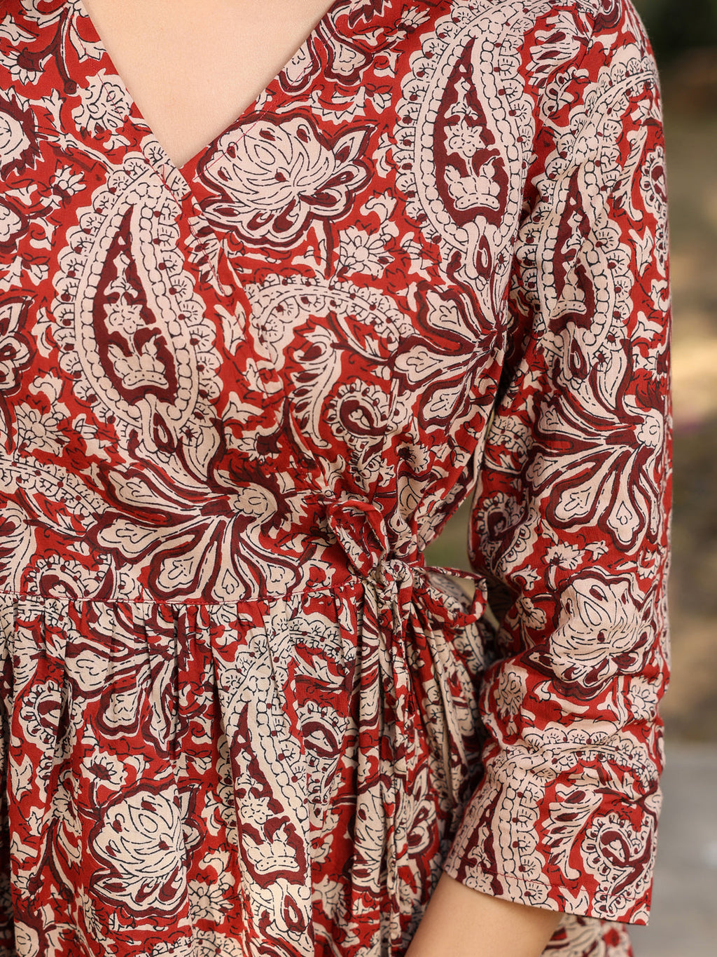 Janasya Dark Cotton Paisley A-Line Tunic - Distacart