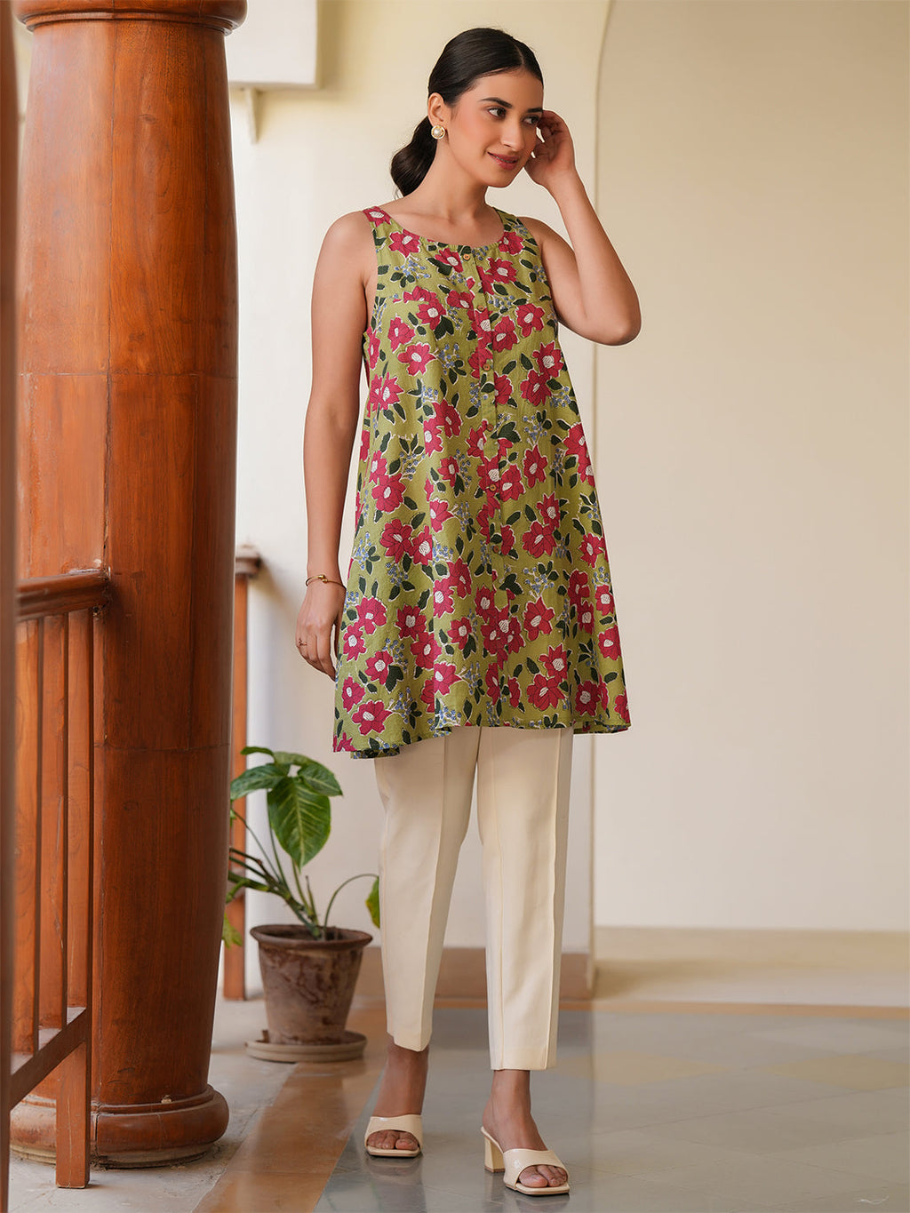 Janasya Dark Cotton Floral A-Line Tunic - Distacart