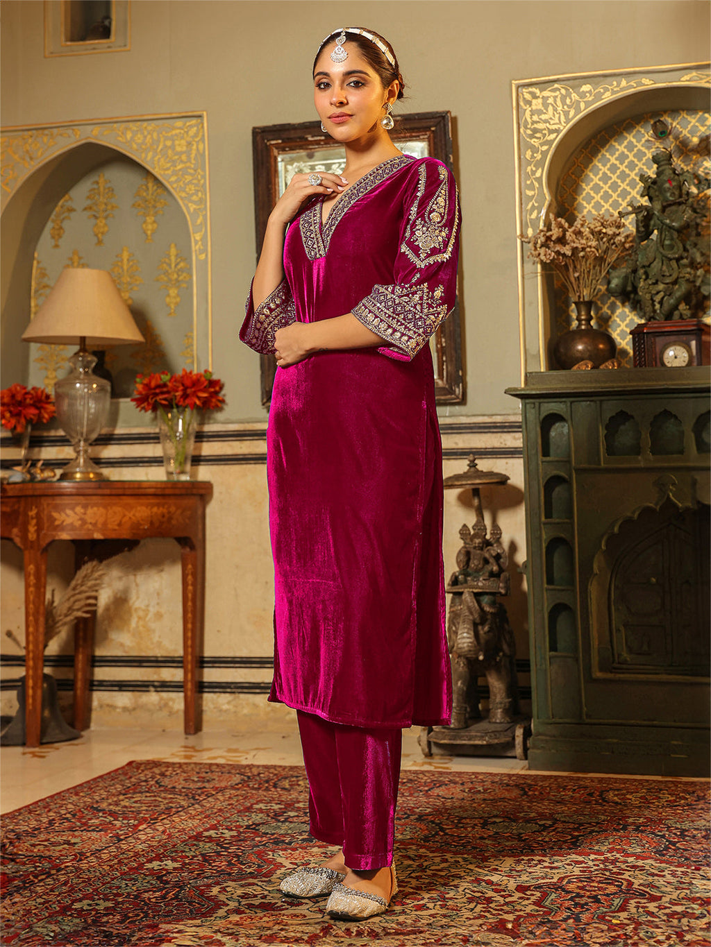 Janasya Pink Velvet Embroidered Kurta & Bottom