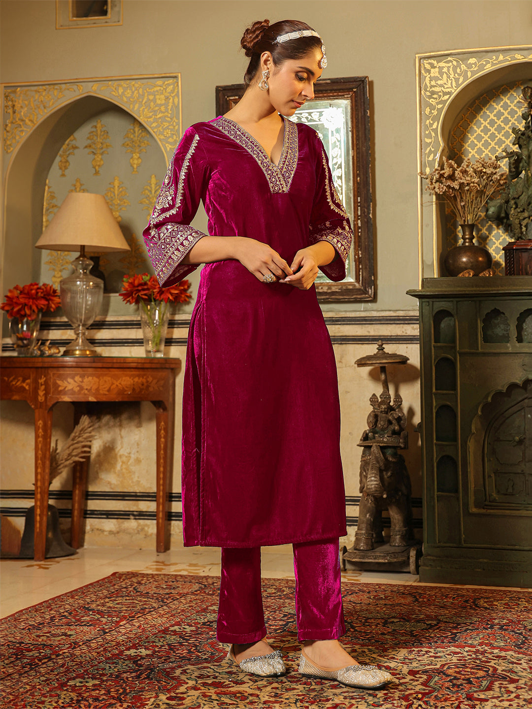 Janasya Pink Velvet Embroidered Kurta & Bottom