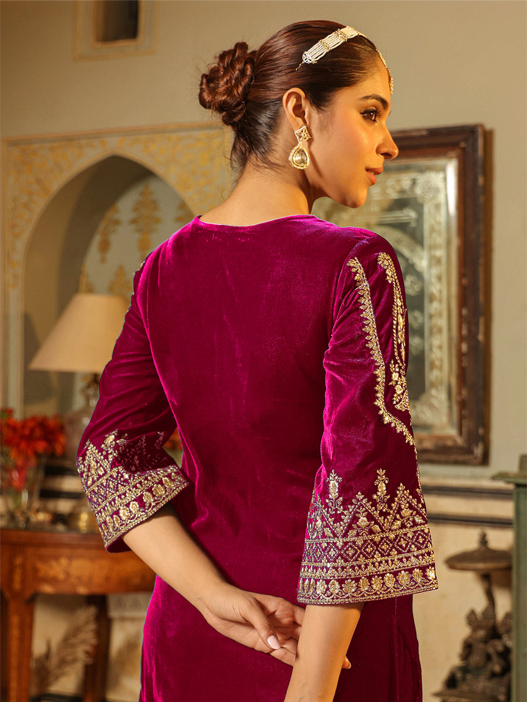Janasya Pink Velvet Embroidered Kurta & Bottom
