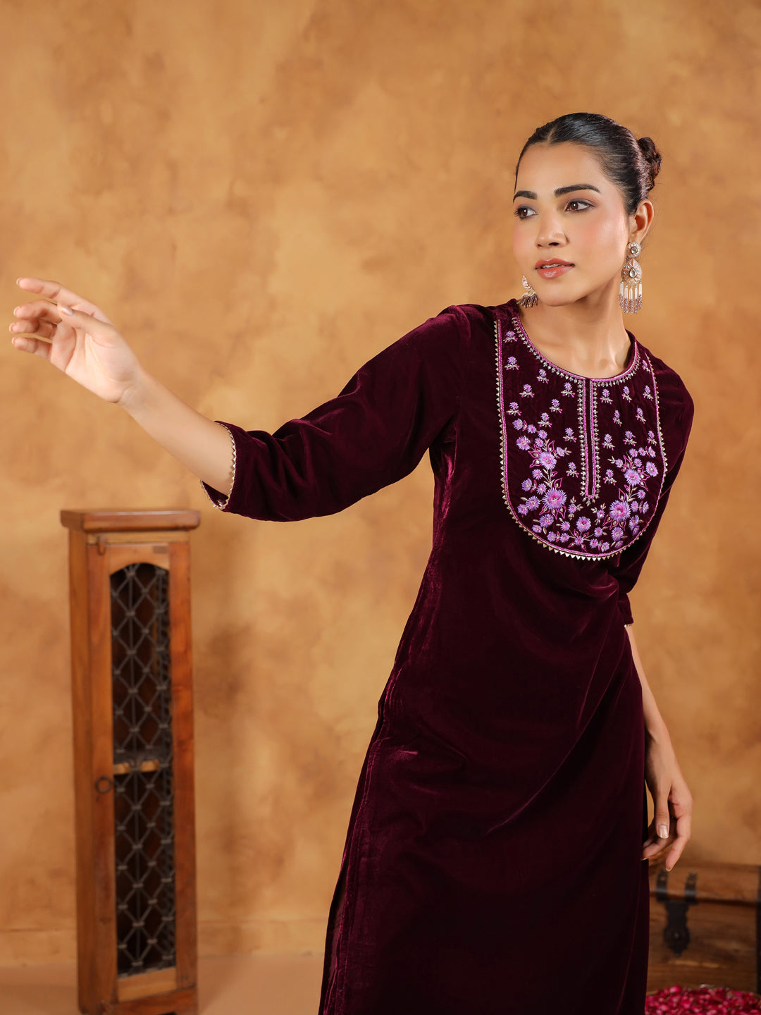 Janasya Wine Velvet Embroidered Kurta & Bottom