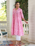 Janasya Light Cotton Floral Empire Kurta