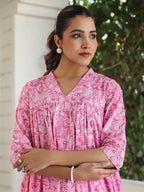 Janasya Light Cotton Floral Empire Kurta