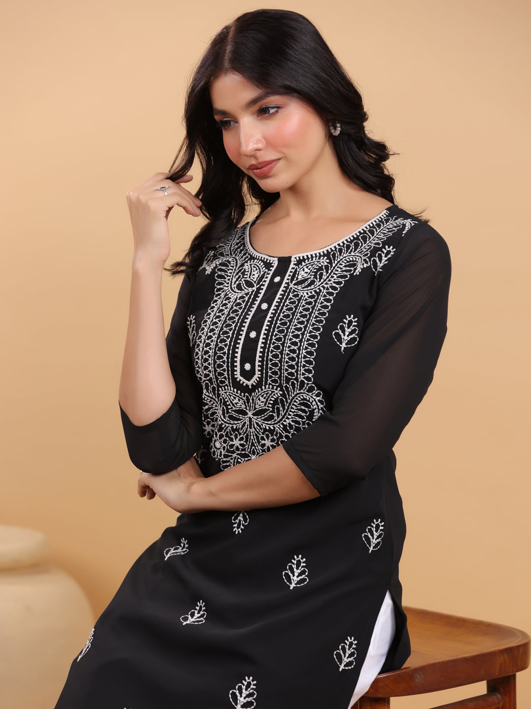 Janasya Black Weightless Georgette Embroidered Kurta