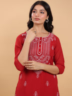 Janasya Maroon Weightless Georgette Embroidered Kurta