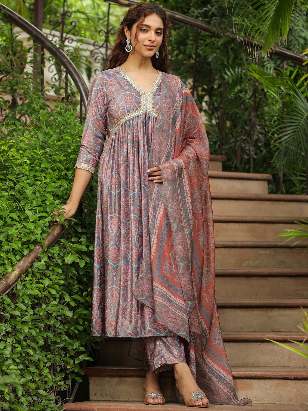 Janasya Grey Chiffon Ethnic Motifs Set