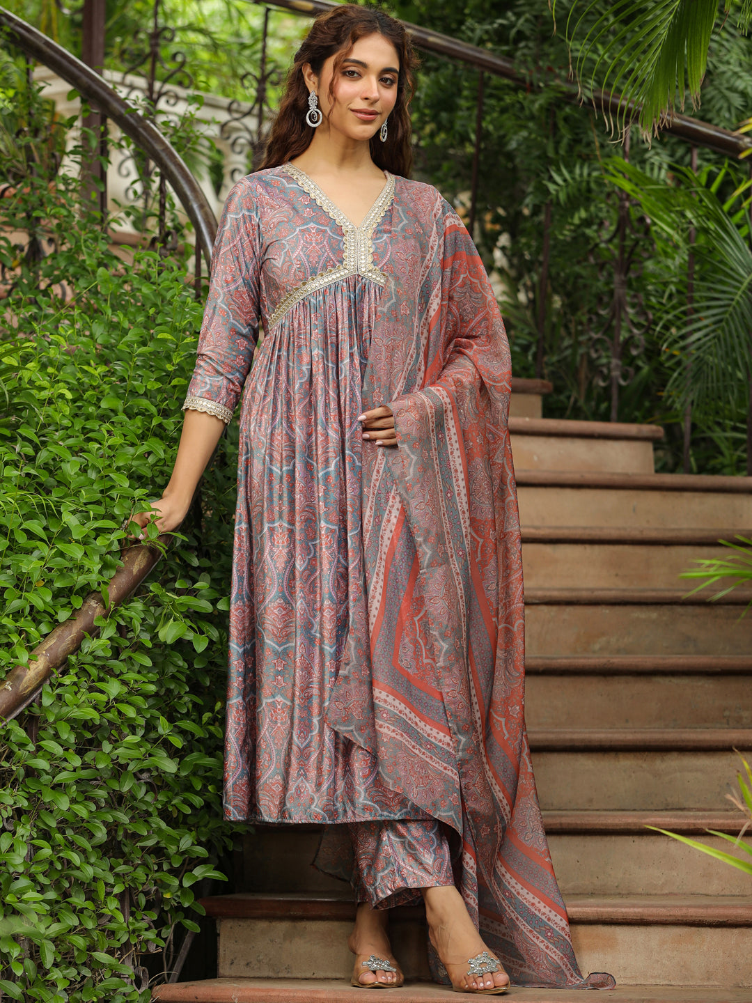 Janasya Grey Chiffon Ethnic Motifs Set