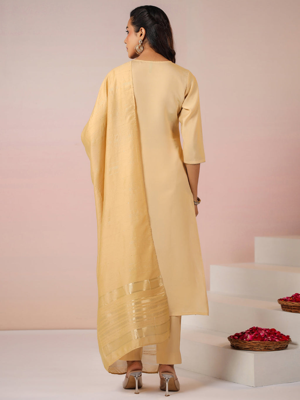 Janasya Light Chanderi Embroidered Straight Kurta Set