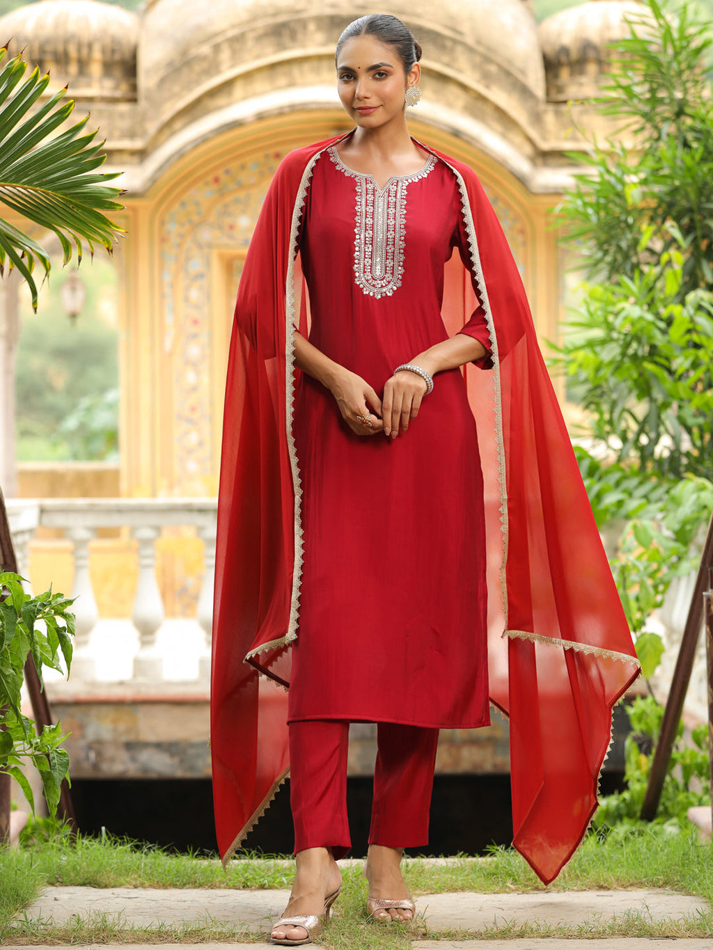 Janasya Dark Chanderi Embroidered Straight Kurta Set - Distacart