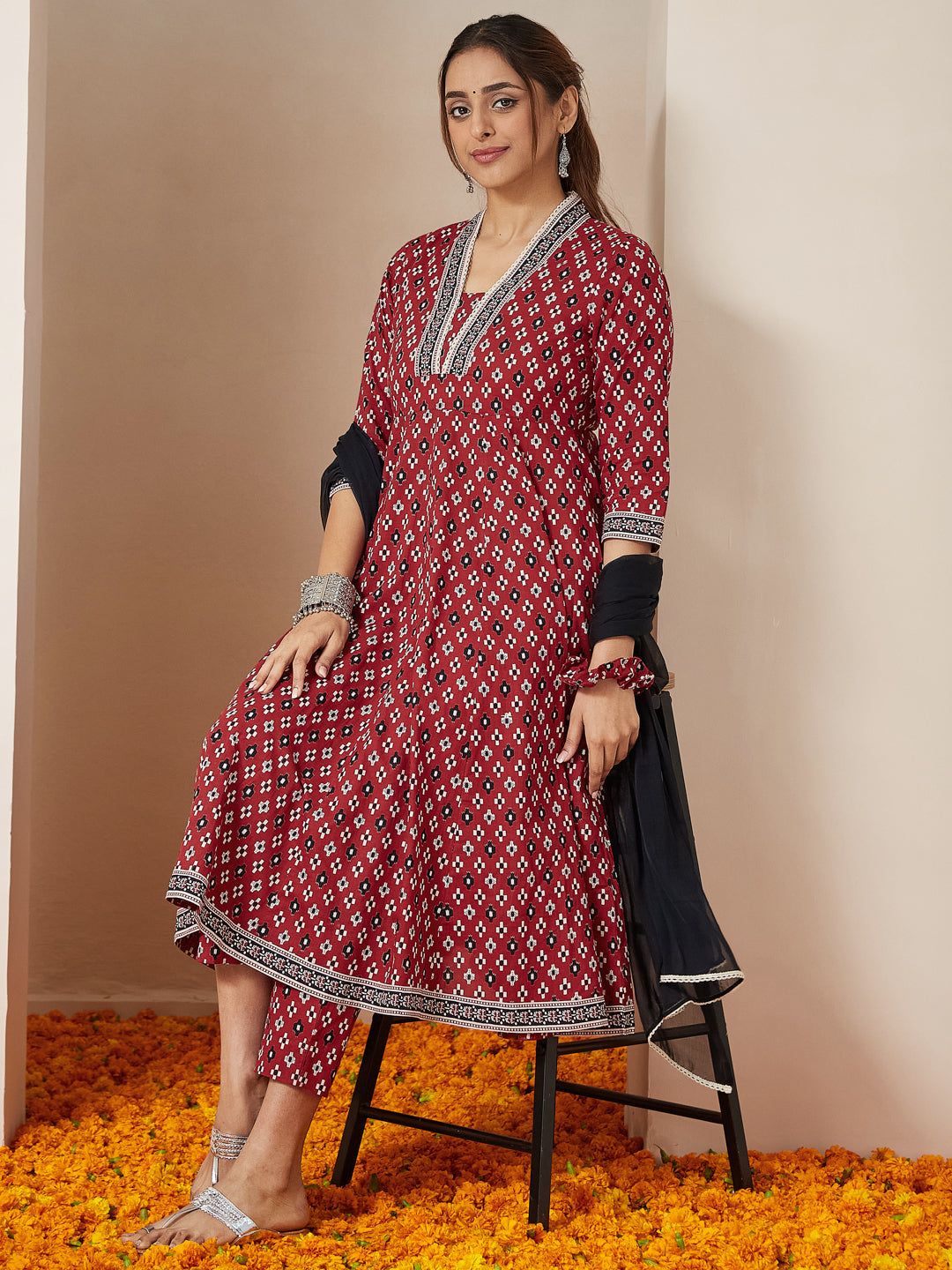 Janasya Dark Cotton Ikkat Anarkali Kurta Set