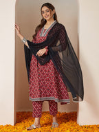 Janasya Dark Cotton Ikkat Anarkali Kurta Set