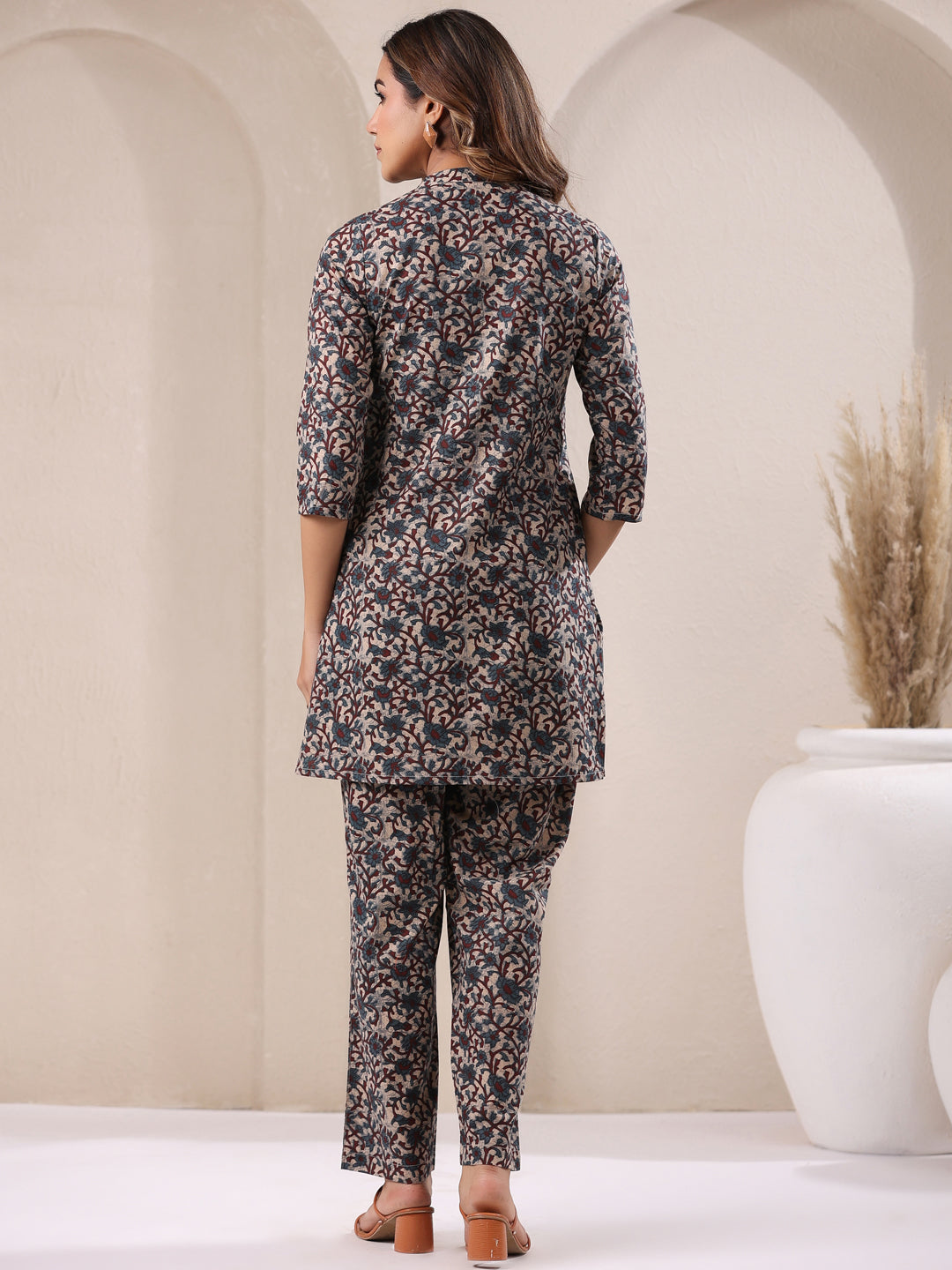 Janasya Dark Cotton Floral Straight Top & Bottom Set - Distacart