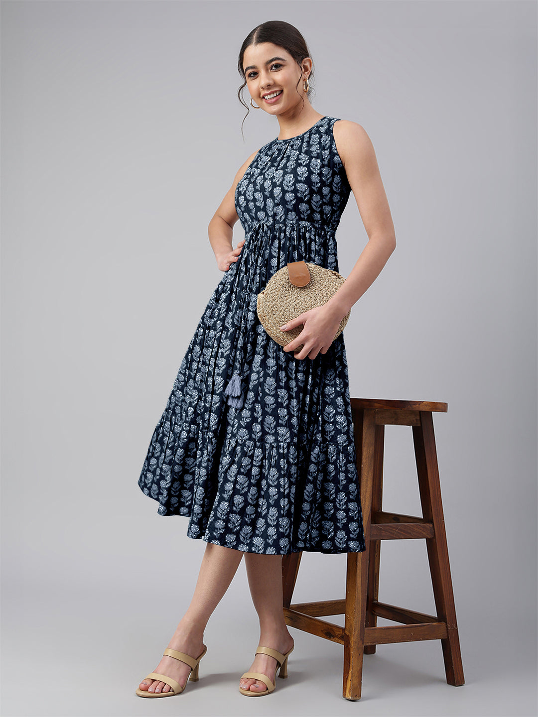 Janasya Dark Cotton Floral Tiered Dress - Distacart