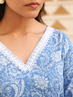 Janasya Bright Cotton Kalamkari Straight Kurta Set