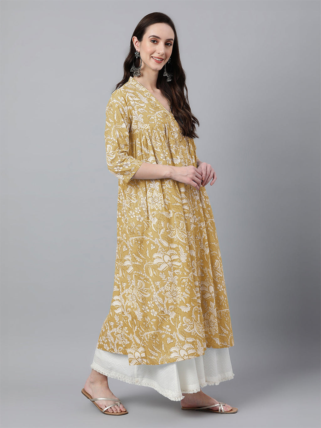 Janasya Light Cotton Floral Flared Kurta