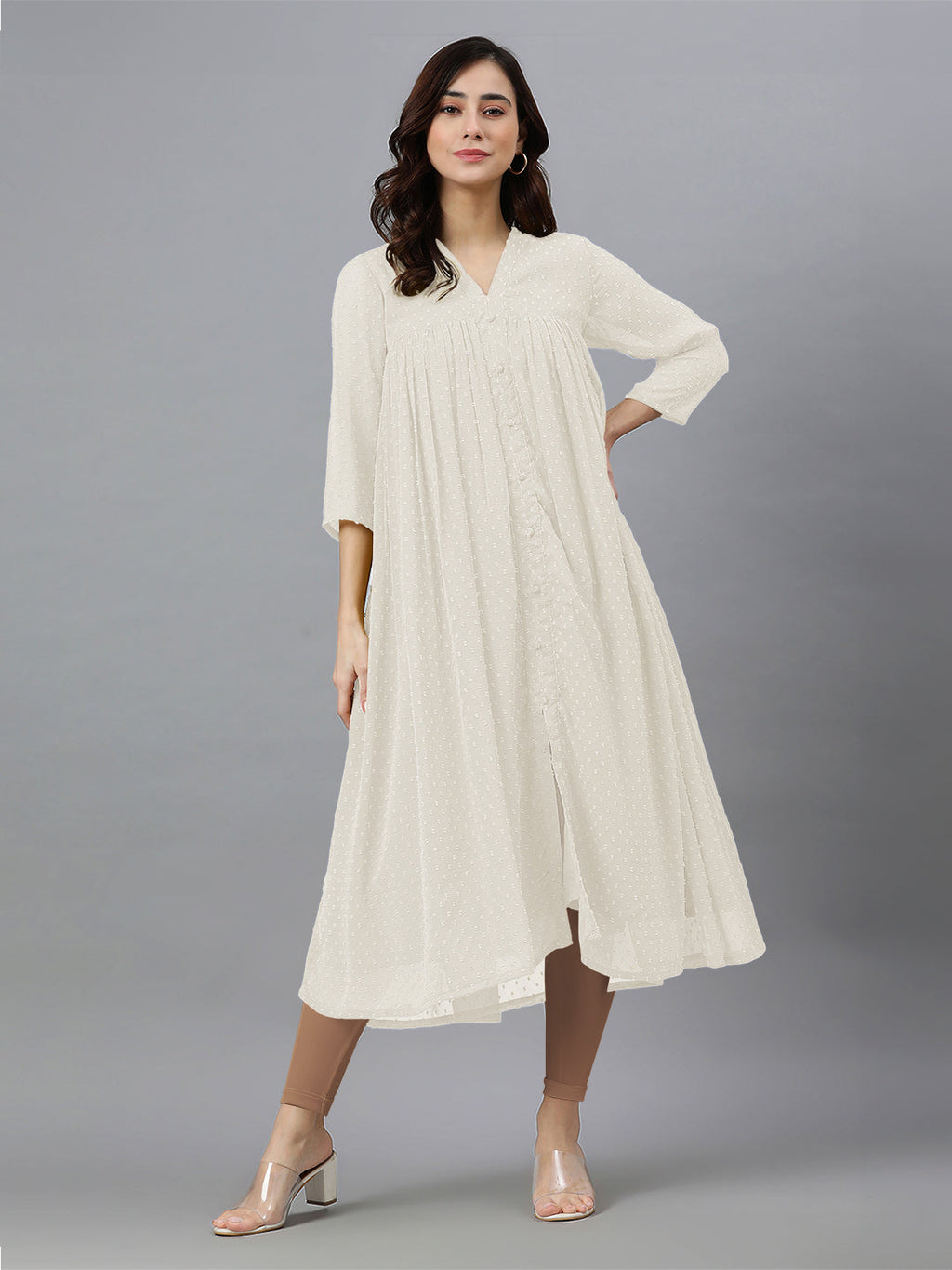 Janasya Light Dobby Chiffon Self Design Flared Kurta