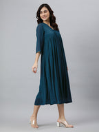 Janasya Bright Dobby Chiffon Self Design Flared Kurta