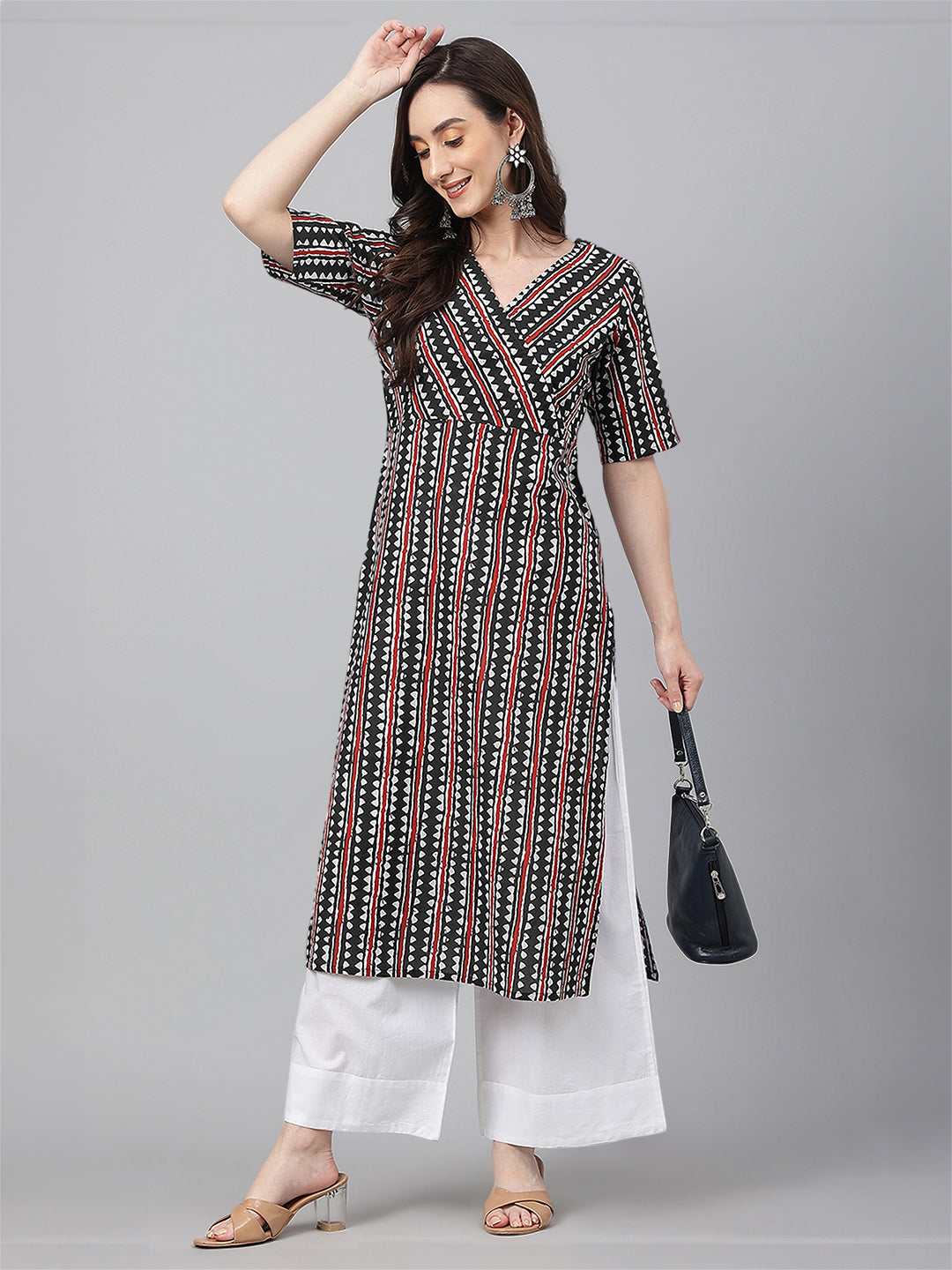 Janasya Dark Cotton Geometric Straight Kurta