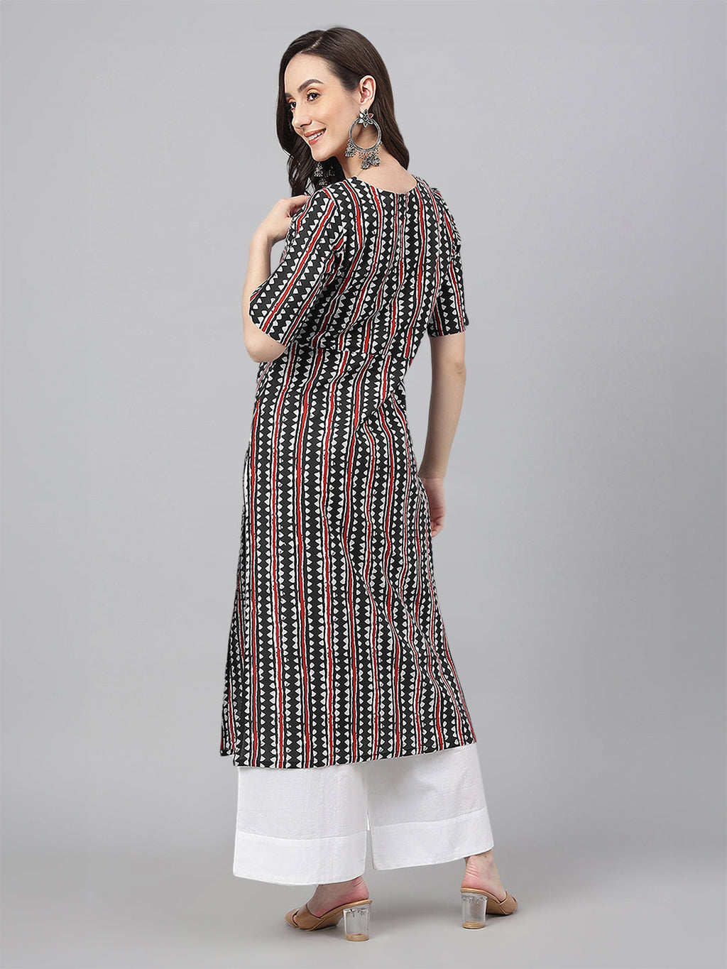 Janasya Dark Cotton Geometric Straight Kurta