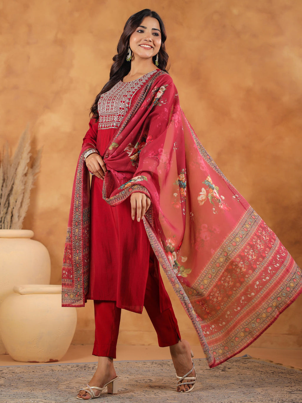 Janasya Dark Chanderi Yoke Embroidery Straight Kurta Set