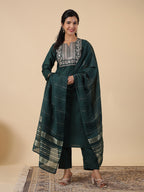 Janasya Dark Cotton Blend Yoke Embroidery Straight Kurta Set