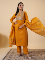 Janasya Bright Cotton Blend Yoke Embroidery Straight Kurta Set