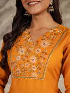Janasya Bright Cotton Blend Yoke Embroidery Straight Kurta Set