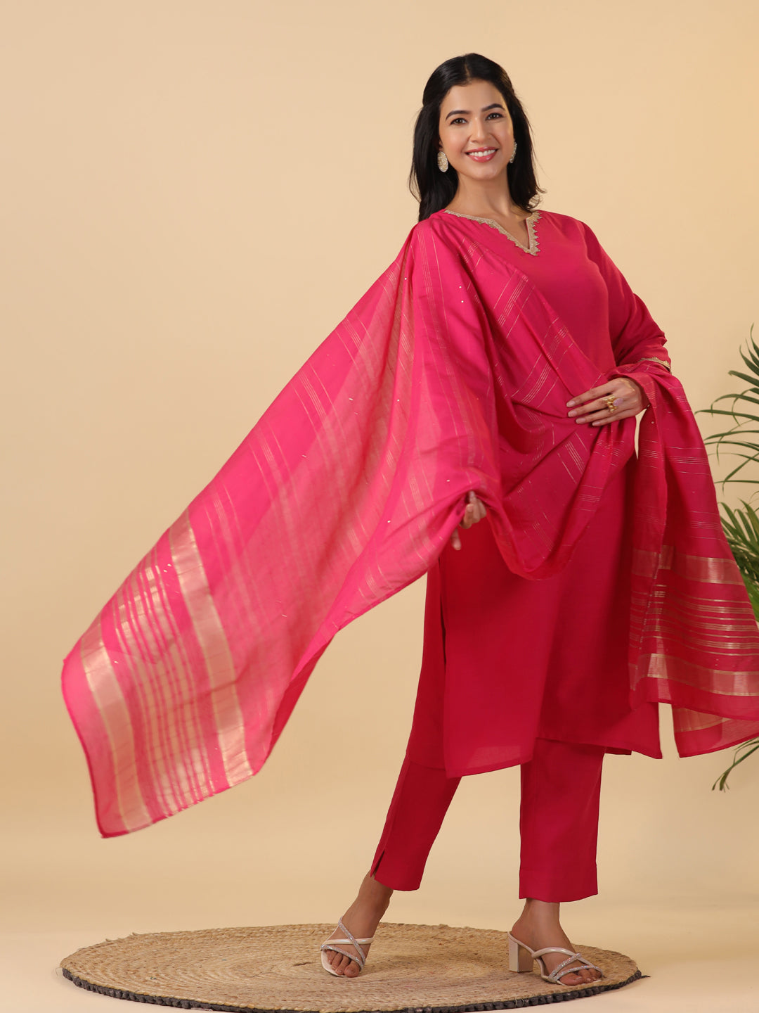 Janasya Bright Cotton Blend Solid Straight Kurta Set