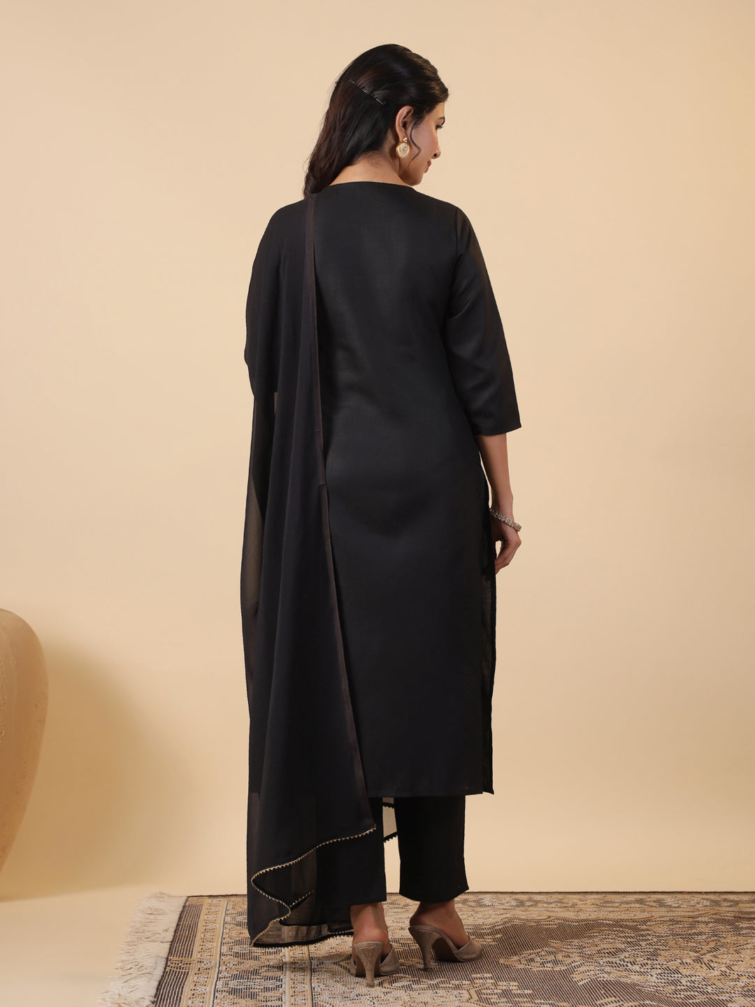 Janasya Dark Cotton Blend Yoke Embroidery Straight Kurta Set
