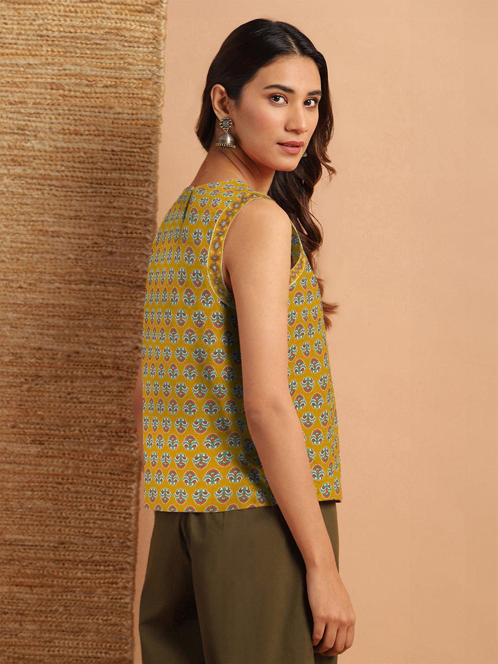 Janasya Dark Cotton Floral Straight Top