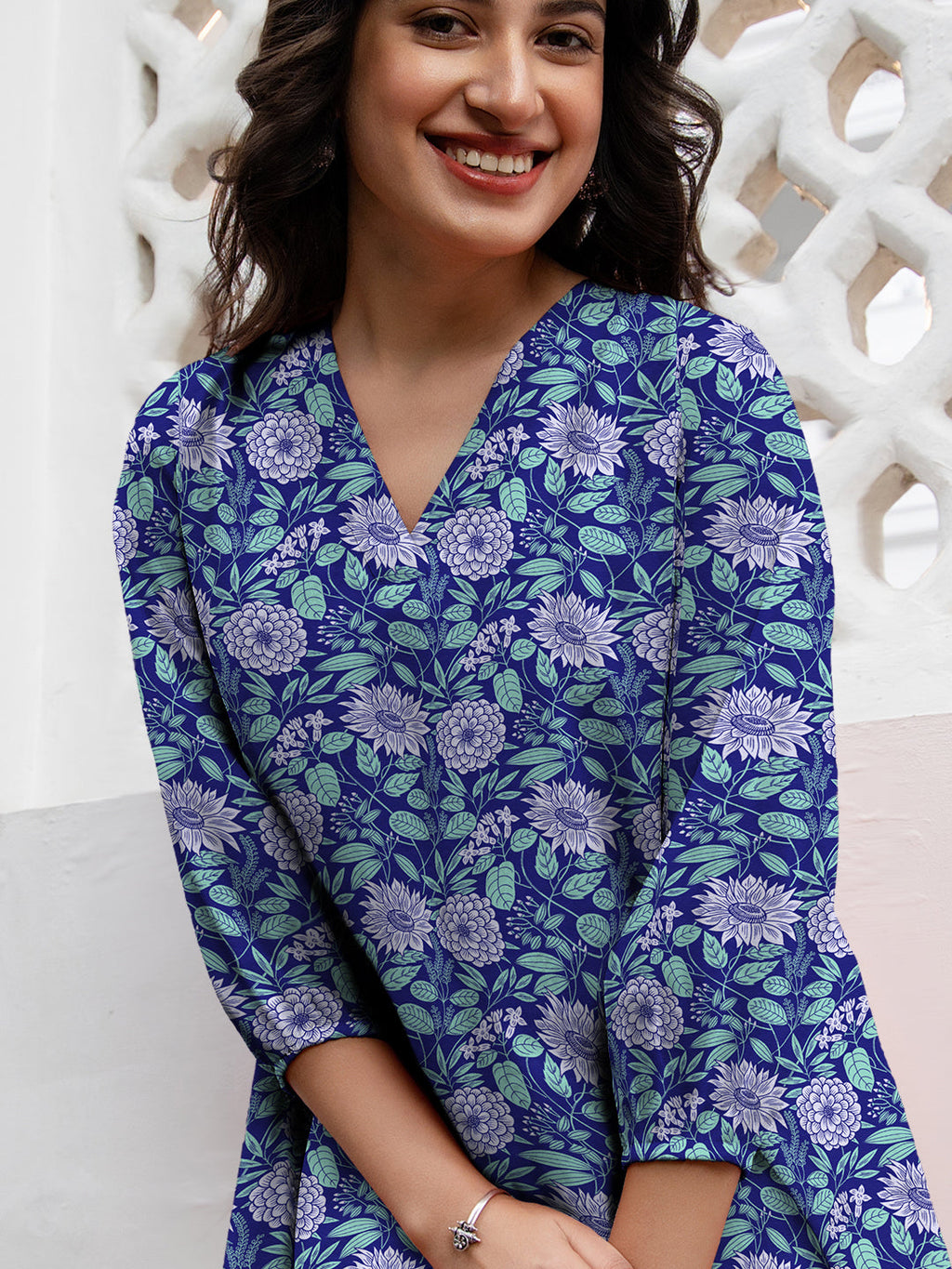Janasya Dark Georgette Floral A-Line Tunic
