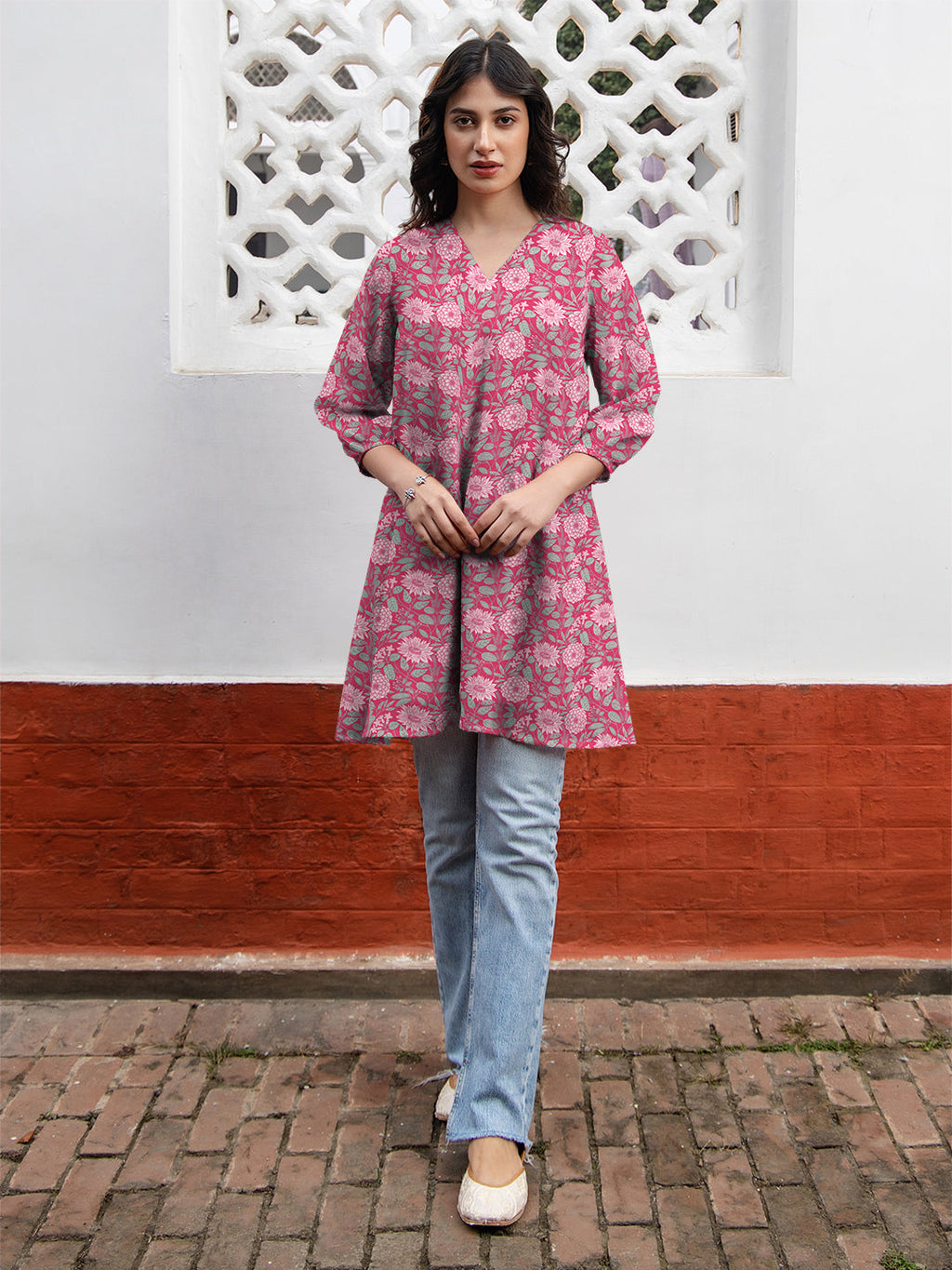 Janasya Dark Georgette Floral A-Line Tunic