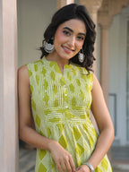 Janasya Bright Cotton Geometric A-Line Kurta Set