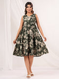 Janasya Dark Cotton Floral Tiered Dress - Distacart