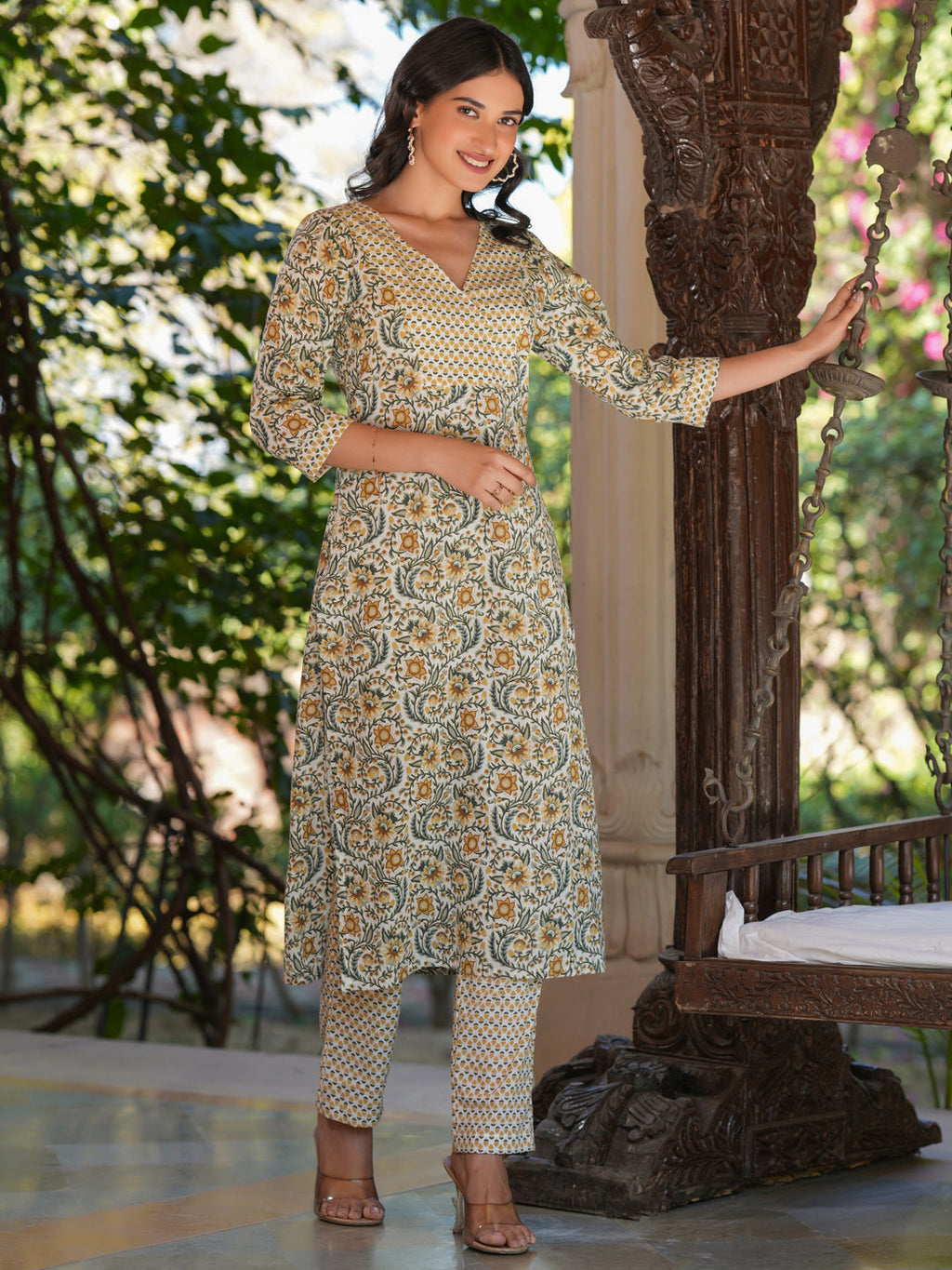 Janasya Light Cotton Floral Straight Kurta Set - Distacart